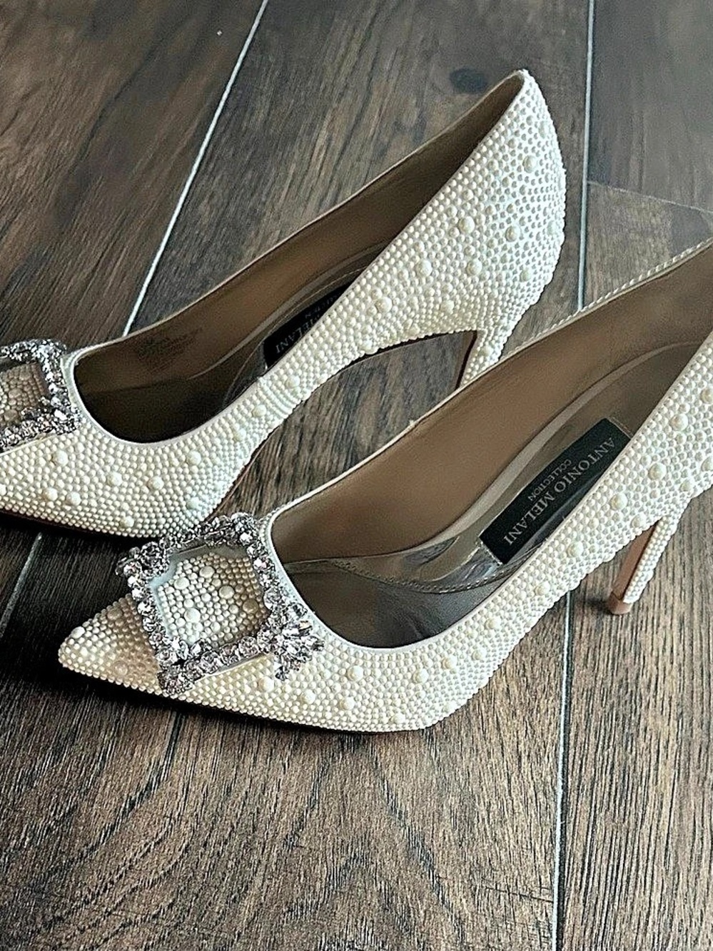 Antonio Melani Collection pumps Rhinestone Buckle Heels US 6.5M